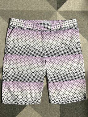 Cracked Wheat White/Lilac/Black Floral Dot Print Golf Shorts Women's Size 10